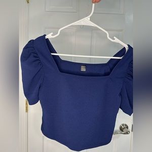 Crop navy blue blouse with fluffy short sleeves